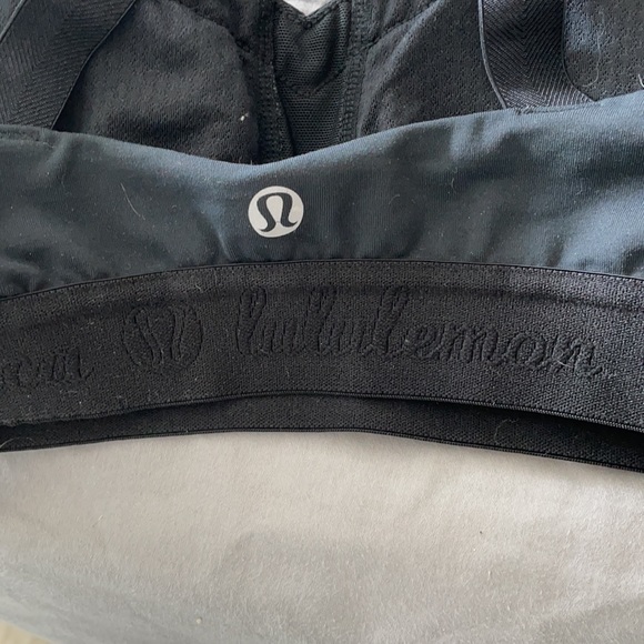 Lululemon sports bra - Picture 5 of 6